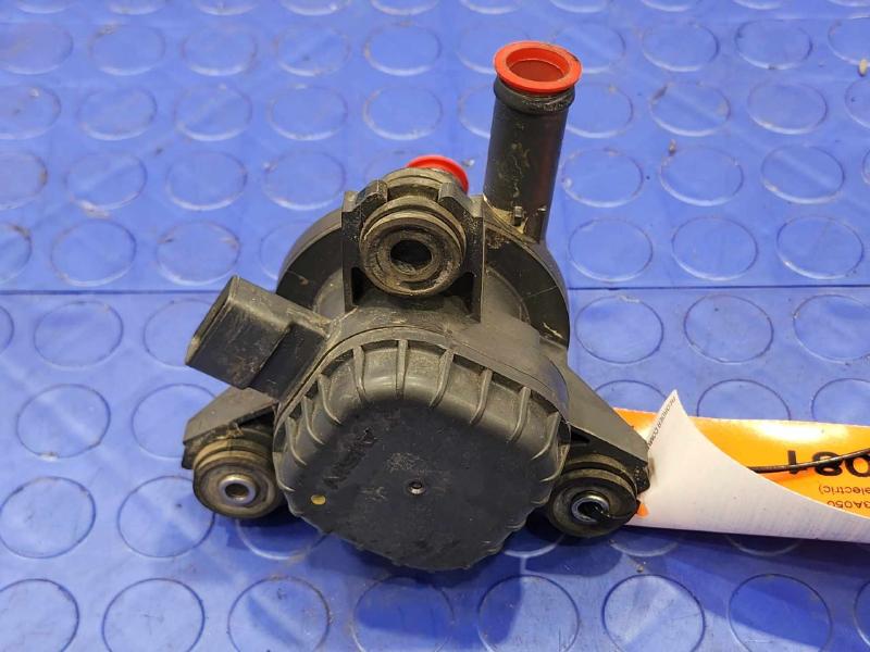 2011-2015 Toyota Prius Electric Inverter Water Pump Genuine OEM G904052010