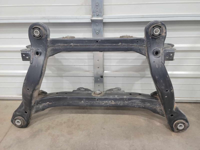 2014 Jeep Cherokee Crossmember/Cradle/Undercarria