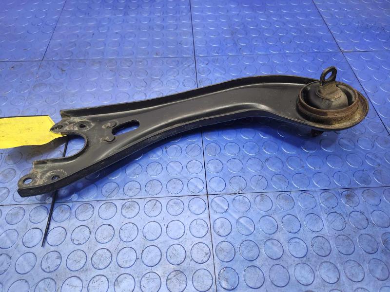 2011 Hyundai Sonata Lower Control Arm Rr