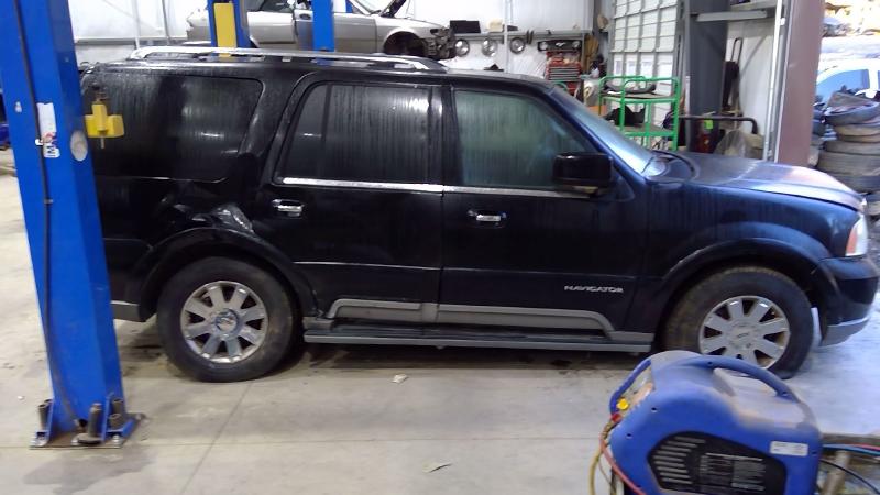 2004 Lincoln Navigator Air Bag