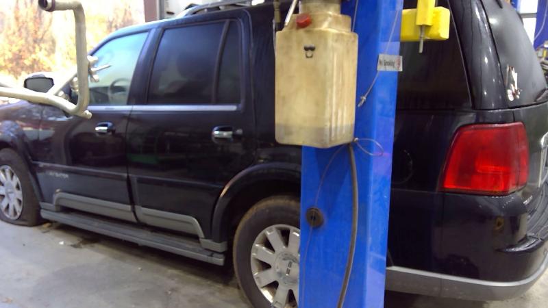2004 Lincoln Navigator Air Bag