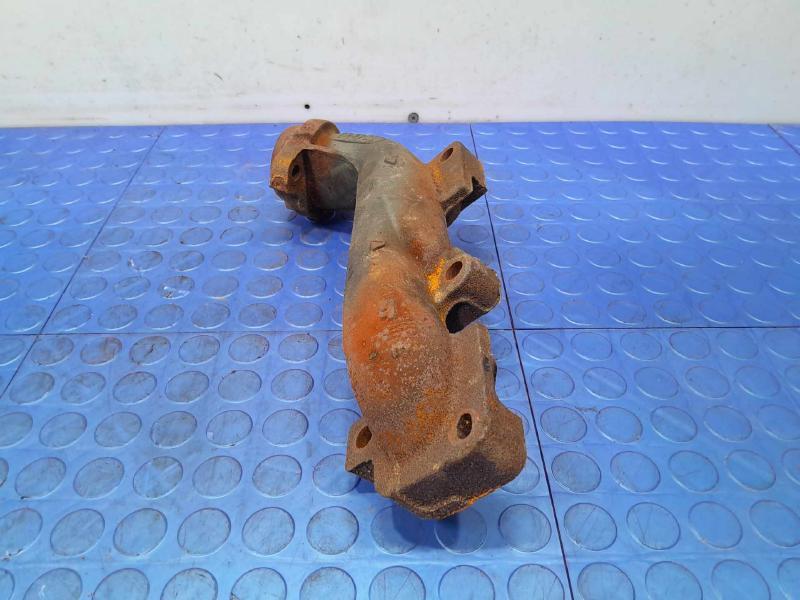 2012 Jeep Liberty Exhaust Manifold