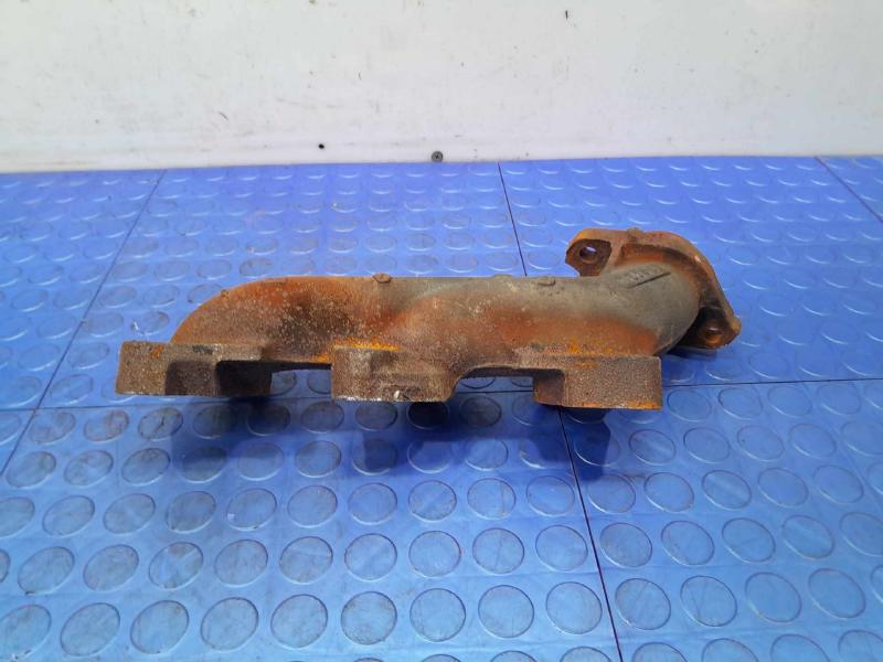 2012 Jeep Liberty Exhaust Manifold