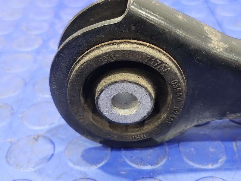 2015 Jeep Grand Cherokee Upper Control Arm Front