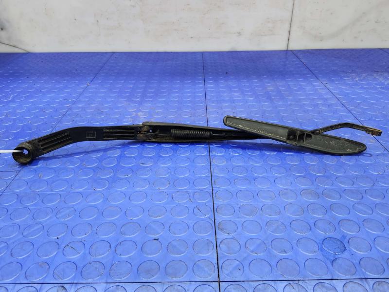 2003 Subaru Legacy Wiper Arm