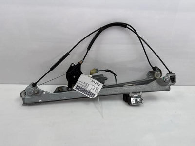 2010 Chevrolet Tahoe Front Door Regulator