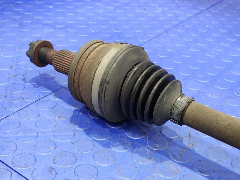 2013 Chrysler 300 Axle Shaft