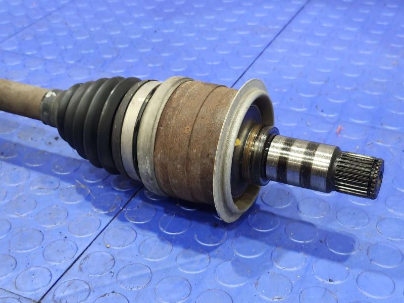 2013 Chrysler 300 Axle Shaft