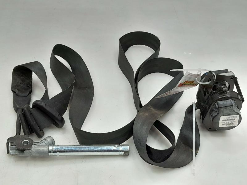 2013 - 2018 Ford Focus Front Seat Belt Retractor w/ Pretensioner RH Passenger Side Black OEM DM5Z54611B08DB