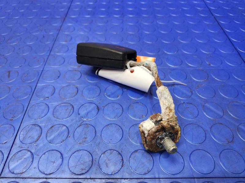 2011 BMW 535i Rear Seat Belt