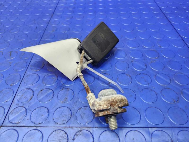 2011 BMW 535i Rear Seat Belt