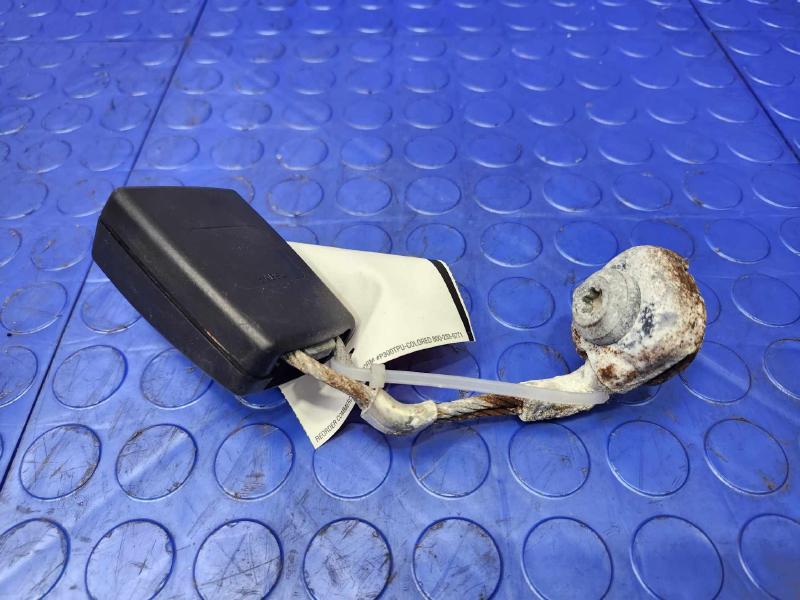 2011 BMW 535i Rear Seat Belt