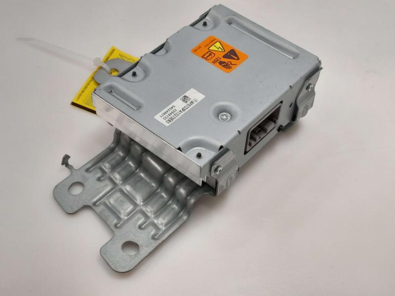 2013-2018 Cadillac ATS AC/DC Power Inverter Module Genuine OEM Part 22848733