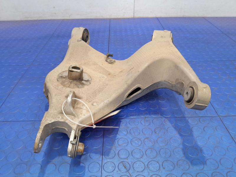 2018 Jaguar XE Lower Control Arm Rr