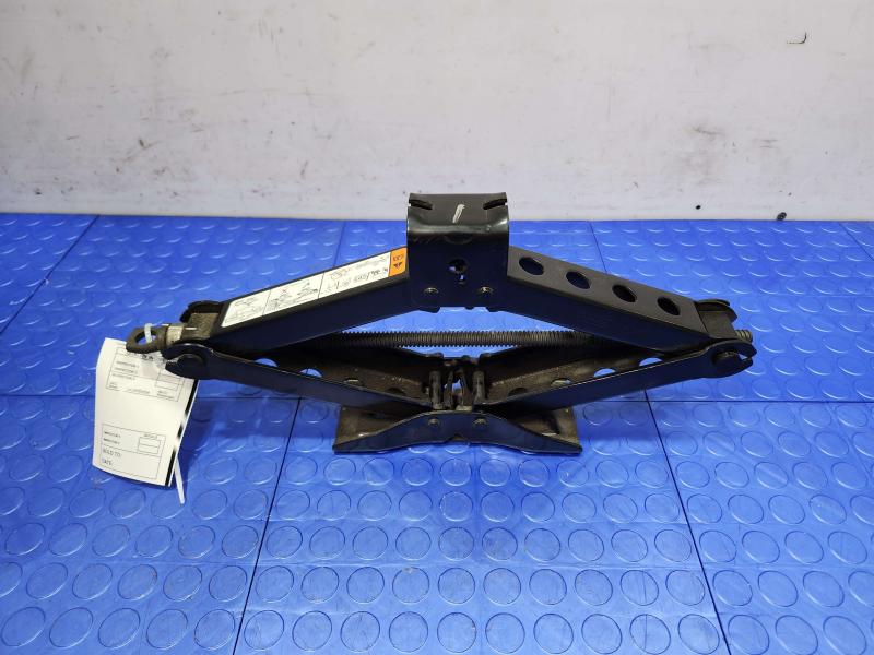 2015 Ford F-150 Jack Assembly