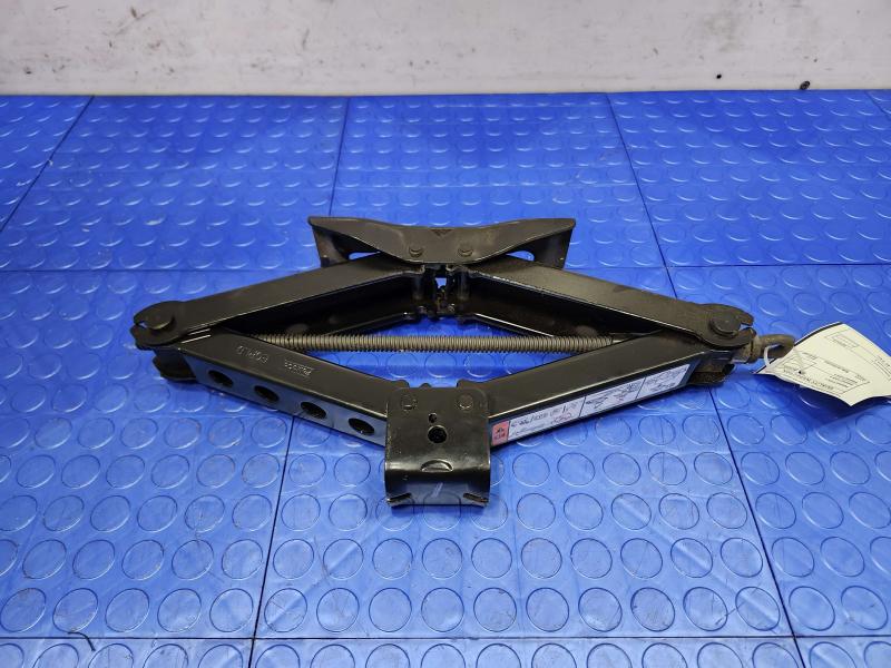 2015 Ford F-150 Jack Assembly