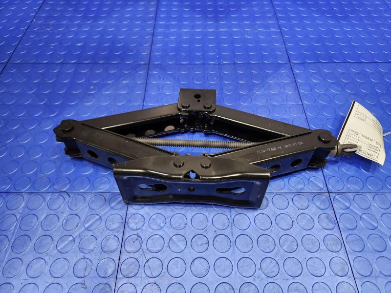 2015 Ford F-150 Jack Assembly