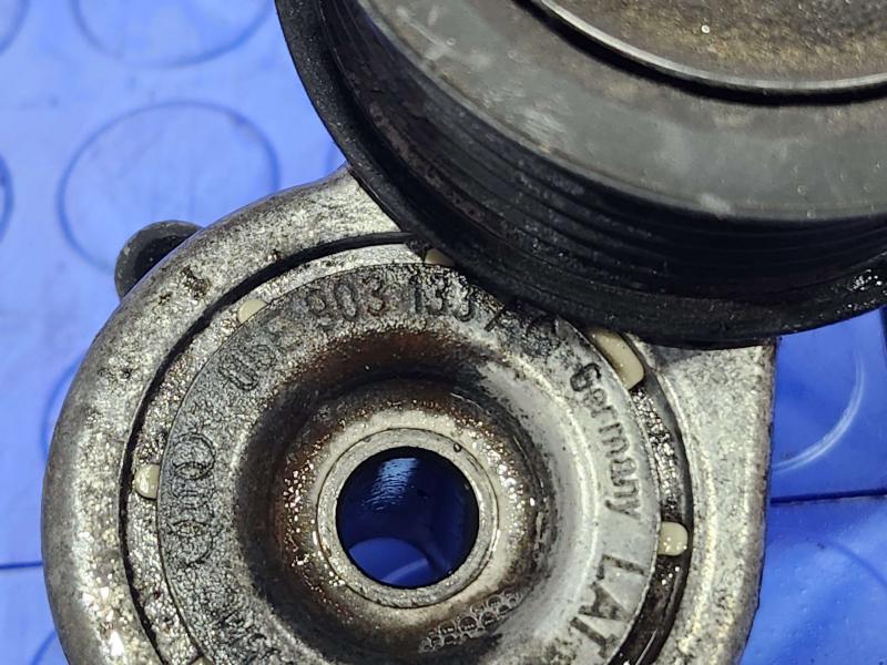 2018 Audi Q7 Engine Belt Tensioner