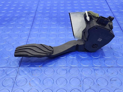 2020-2024 Nissan Versa Accelerator Pedal Assembly with Sensor OEM 180025RA0A