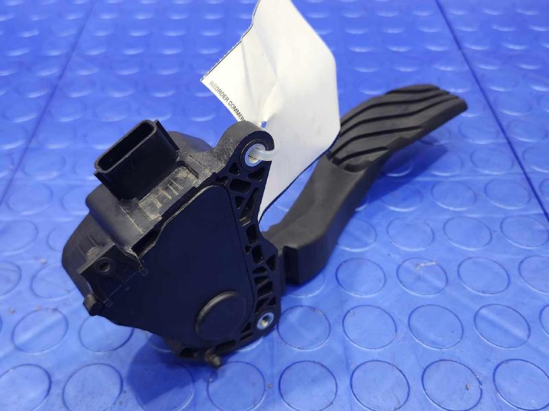 2020-2024 Nissan Versa Accelerator Pedal Assembly with Sensor OEM 180025RA0A