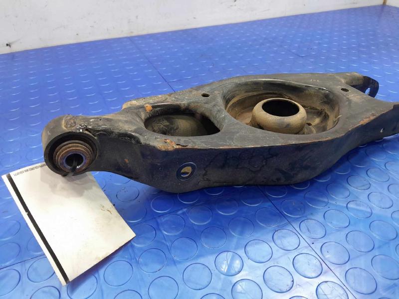 2022 Dodge Charger Lower Control Arm Rr