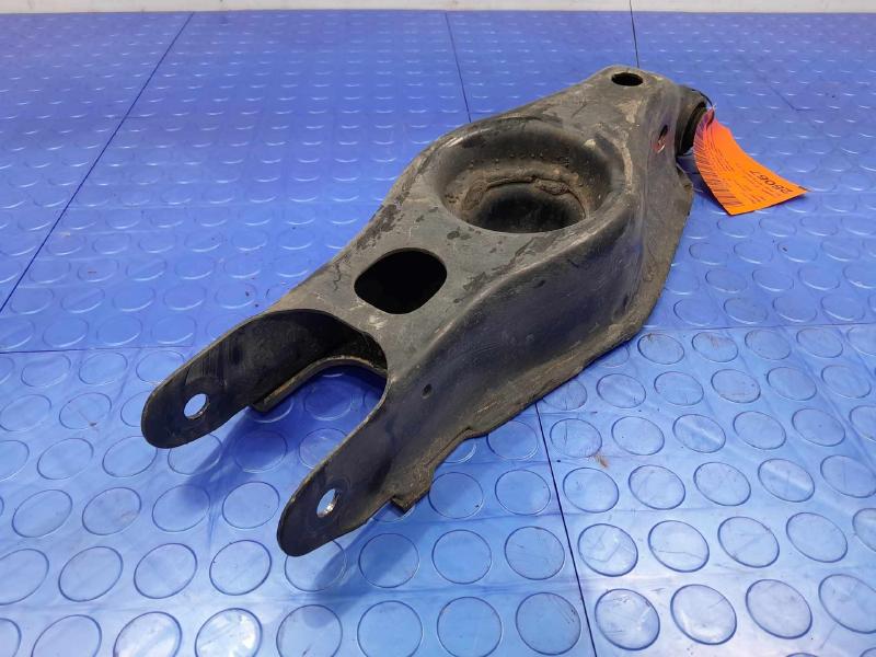 2022 Dodge Charger Lower Control Arm Rr