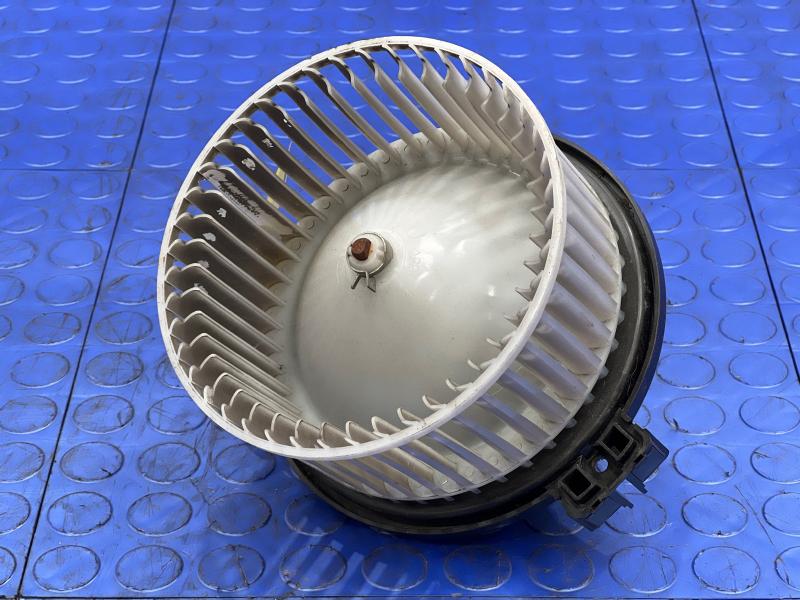 2016 Subaru Forester Blower Motor