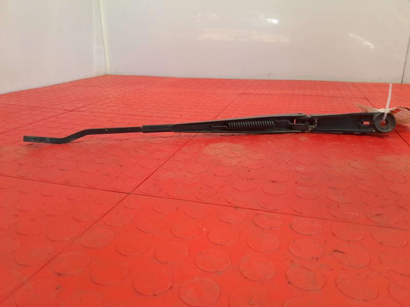 2006 Nissan Pathfinder Wiper Arm