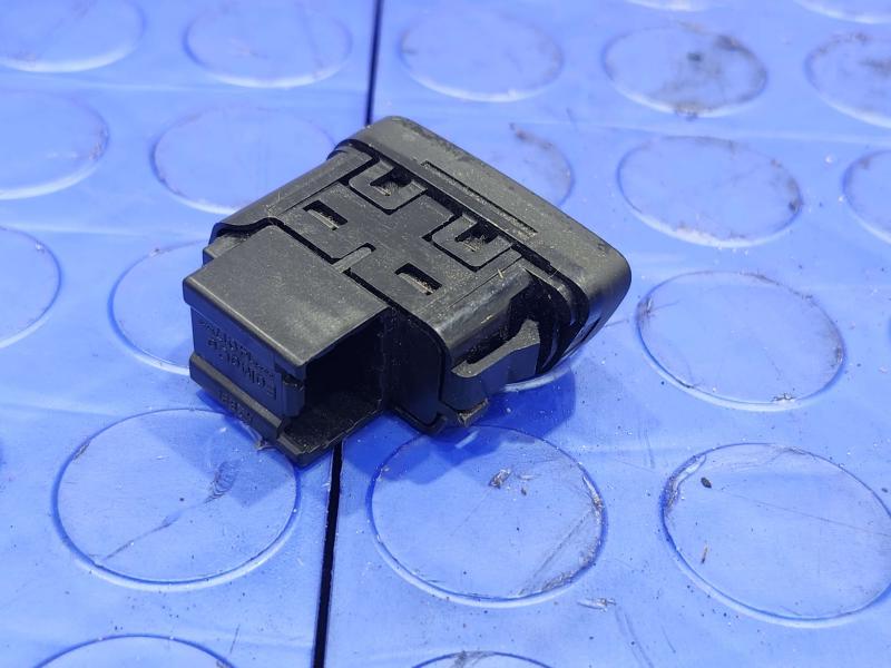 2016 Ford Transit 150 Door Switch Front
