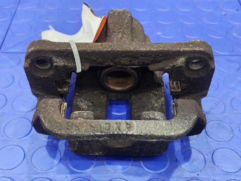 2015 Nissan Rogue Caliper