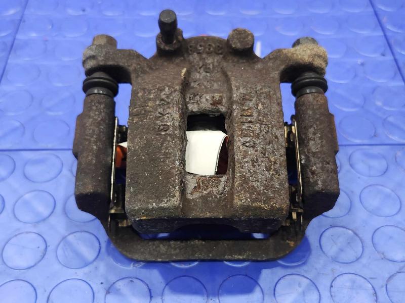 2015 Nissan Rogue Caliper