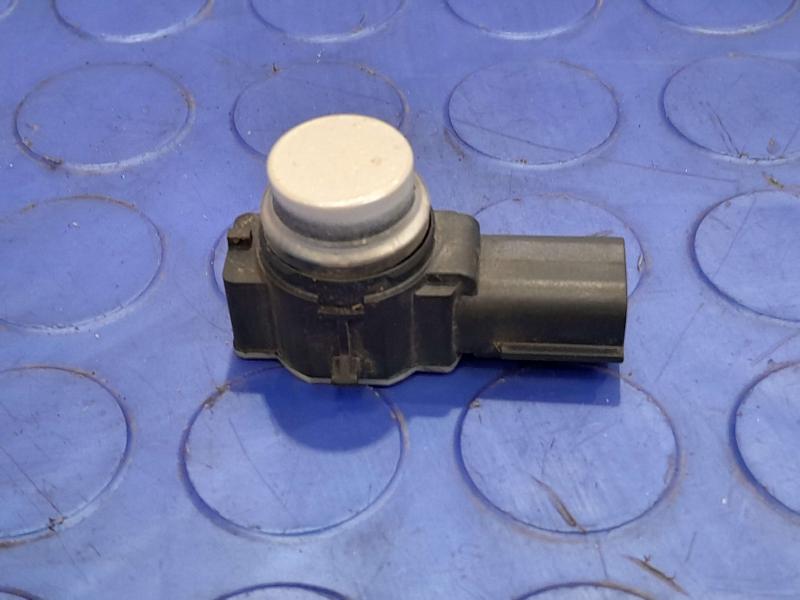 2017 GMC Acadia Front Park Aid Sensor White GAZ Genuine OEM 20777093