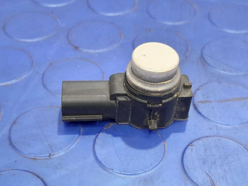 2017 GMC Acadia Front Park Aid Sensor White GAZ Genuine OEM 20777093