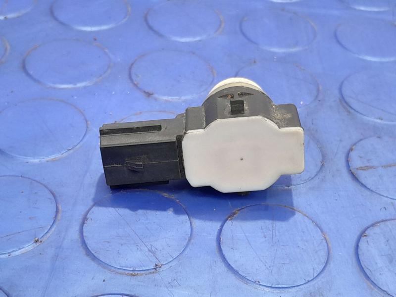 2017 GMC Acadia Front Park Aid Sensor White GAZ Genuine OEM 20777093