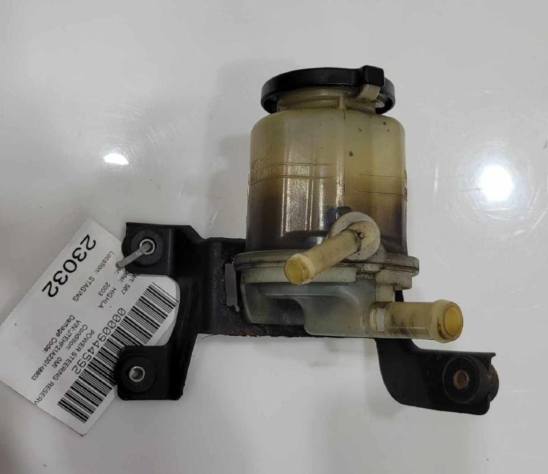 2001 - 2007 Toyota Highlander Power Steering Fluid Reservoir 6 Cyl OEM 4436048030