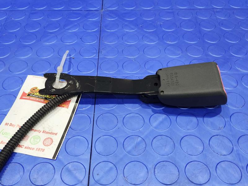 2013 Toyota Prius Front Seat Belt
