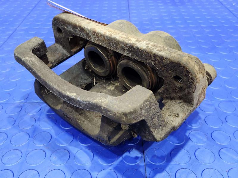 2005 Ford F-350 Super Duty Caliper