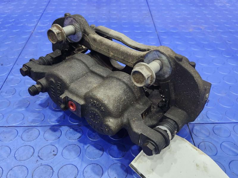 2017 Dodge Grand Caravan Caliper