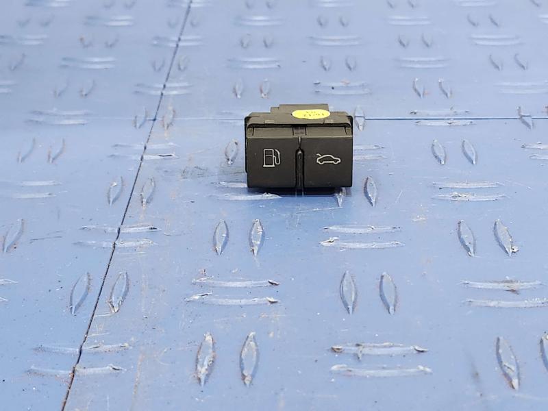 2012 Audi TT Door Switch Front