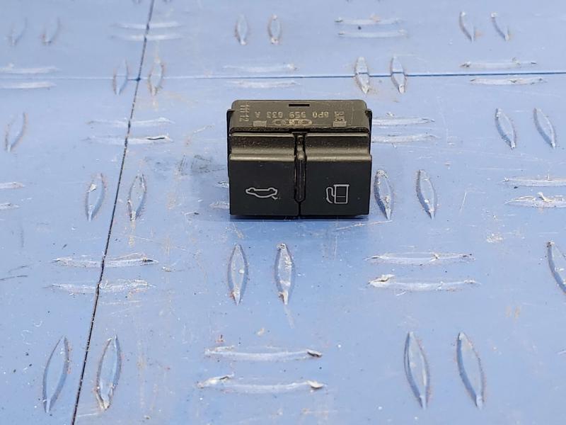 2012 Audi TT Door Switch Front