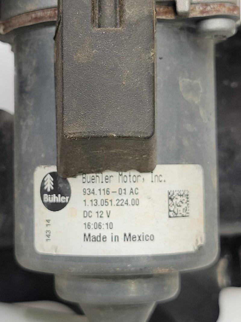 2014 Chrysler 300 Vacuum Pump