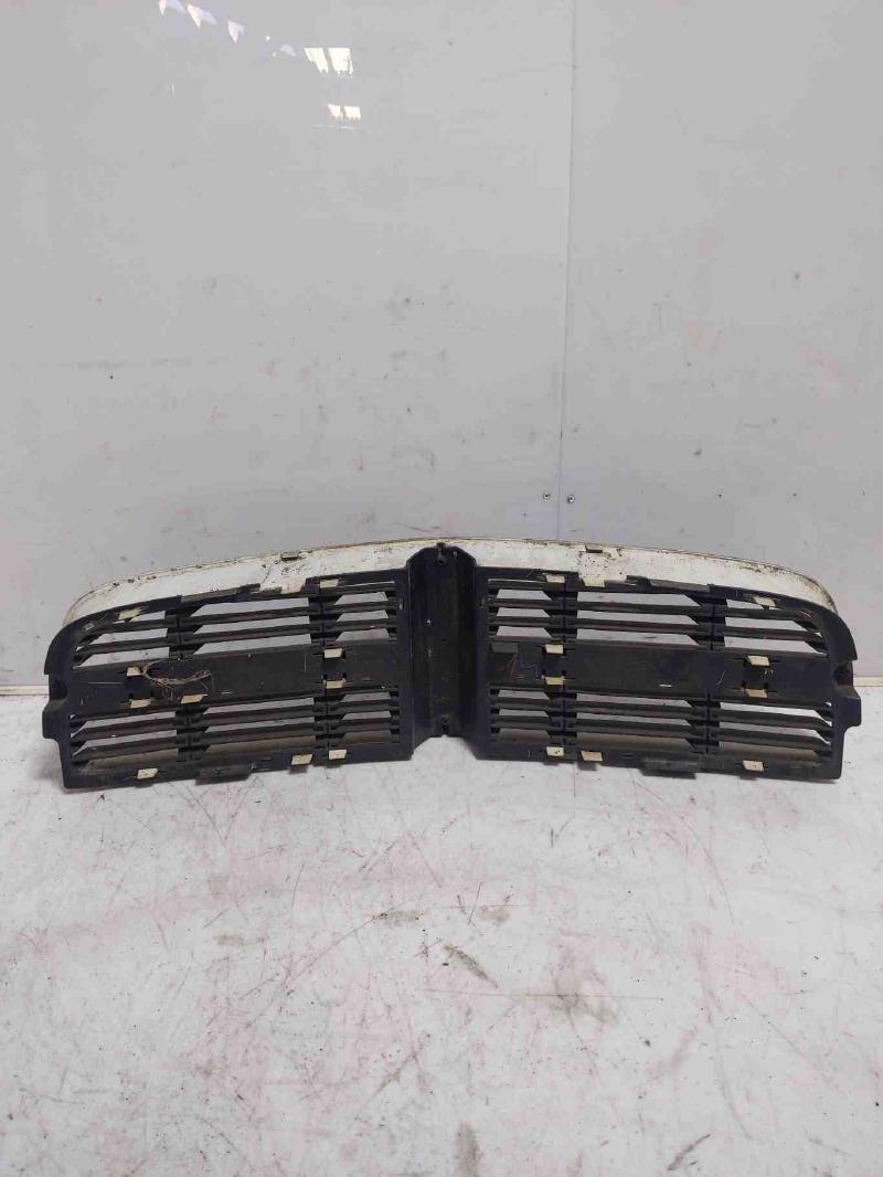 2006 - 2010 Dodge Charger Grille exc SRT8 Painted (White) Surround OEM 1CH87WS2AC