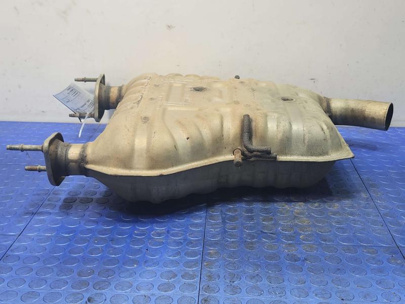 2014 Dodge Durango Muffler
