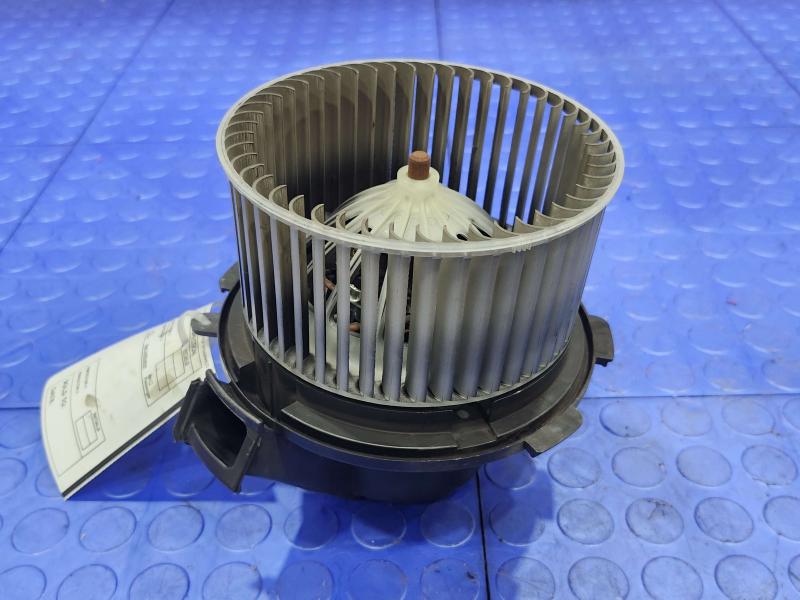 2012 Mercedes Sprinter Blower Motor