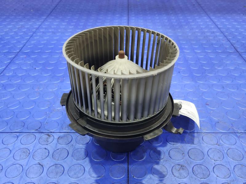 2012 Mercedes Sprinter Blower Motor