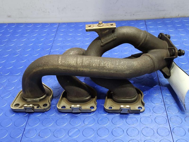 2015 Porsche Panamera Exhaust Manifold