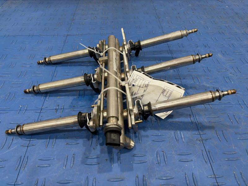 2013 Mercedes E-Class Misc Fuel Injection Parts