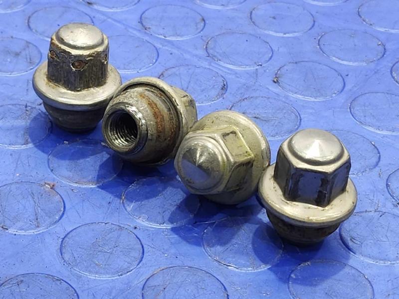 2014 Ford Fiesta Lug Nuts
