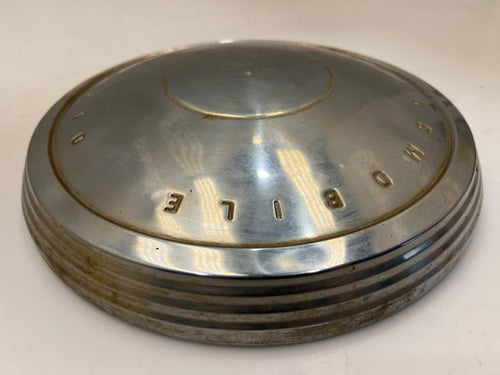 1976 Oldsmobile Cutlass Center Cap