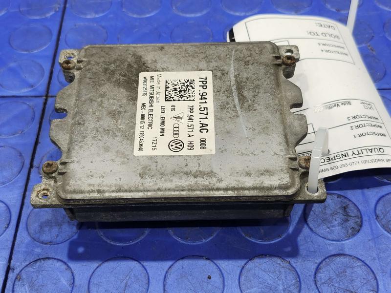 2018 Volkswagen Passat Headlamp Assembly